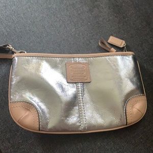 Coach wristlet wallet